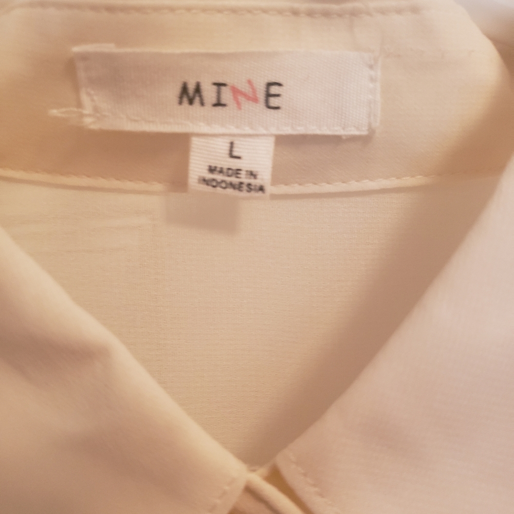 Women's Ombre Button Up Top - Picture 4 of 6